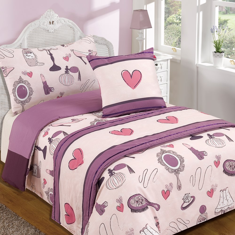 Early Quilts: The Medallion Deciding on what size quilt to make is a first step in planning a new project. Wall quilts can, of course be any size you choose. But, if you are making a quilt which will go on a bed you need to make decisions.